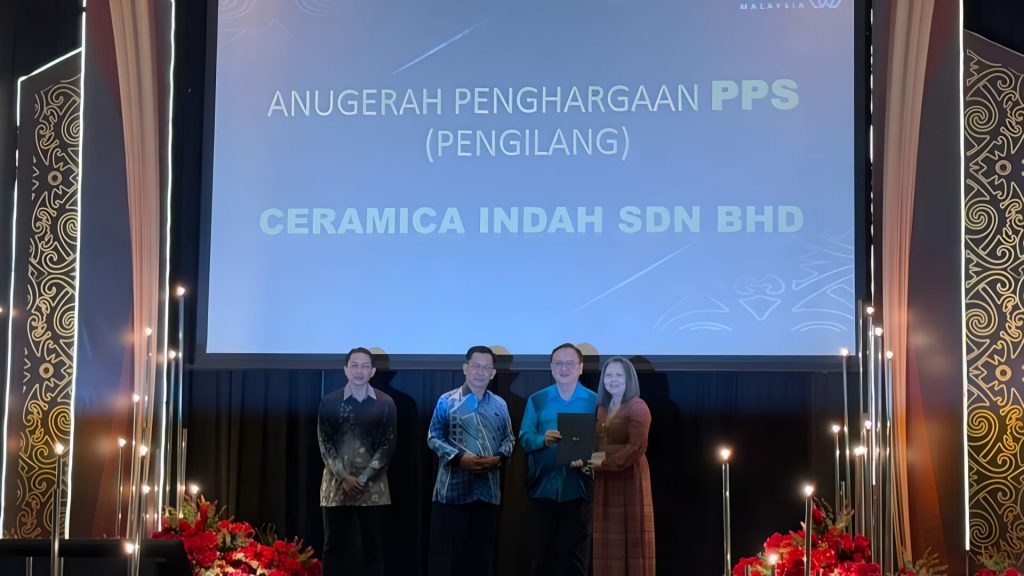 Ceramica Indah Honoured With “Komitmen Terbaik 2024” By CIDB