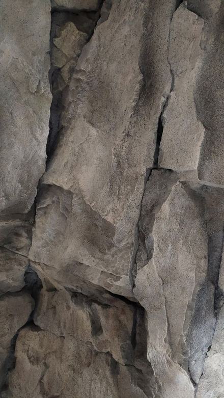 Stone-look ceramic